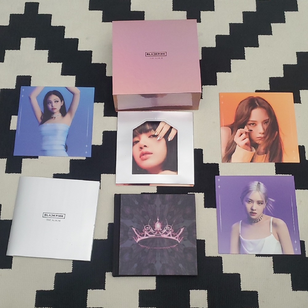 🖤 💕 K POP Black Pink Memory BOX and Art Book